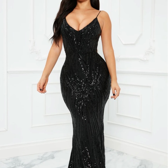 BRAND NEW WITH TAGS FASHION NOVA Midnight Lover Sequin Maxi Dress - Black - Picture 1 of 3